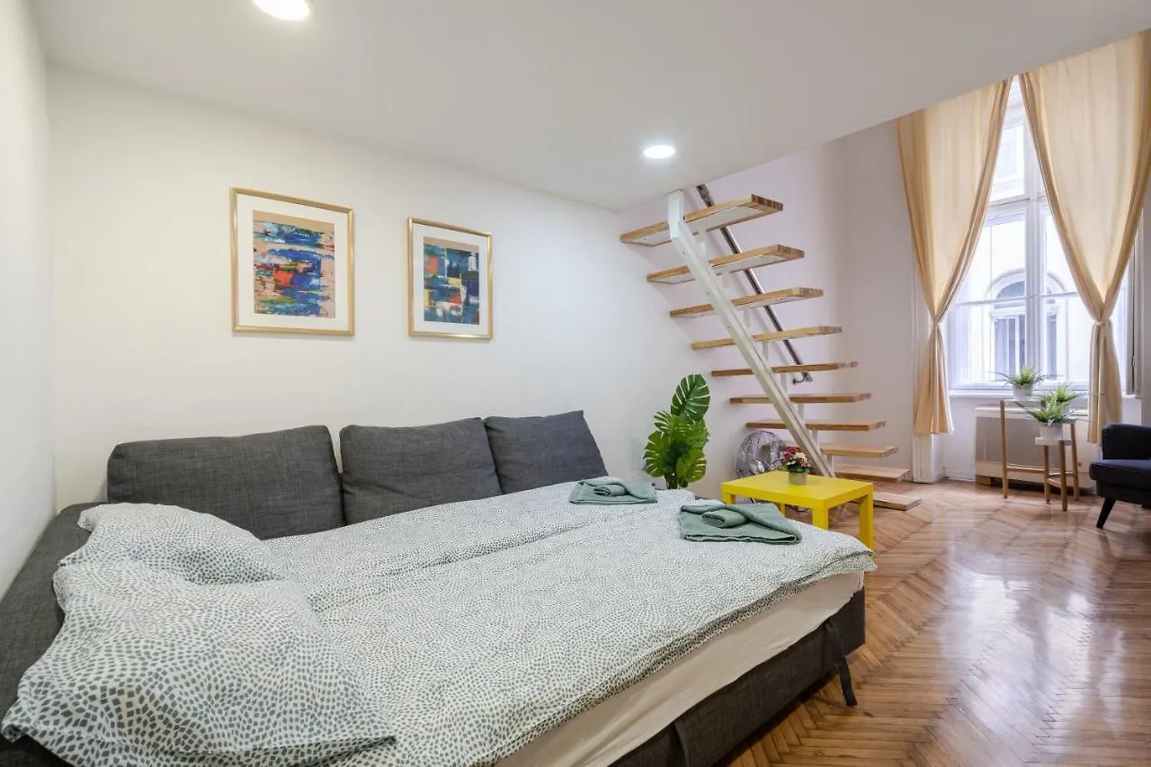 D20- Boutique Apartments, Best Location, By Bqa ブダペスト アパート